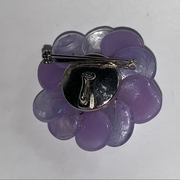 CHANEL P01 lavender Italian Resin pin back BROOCH w/pendant loop - Picture 13 of 13